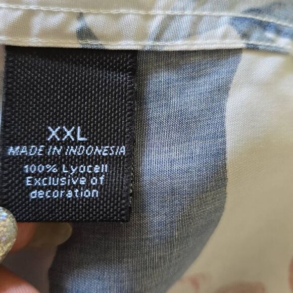 Marc Anthony luxury fabric white/blue/coral tropical print shirt, BWOT, XXL - Picture 7 of 7